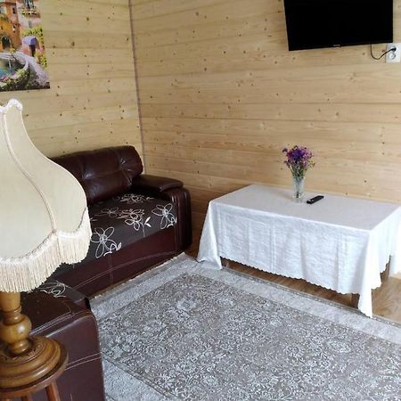 Апартаменти В Самому Центрі Почаева Ngoại thất bức ảnh